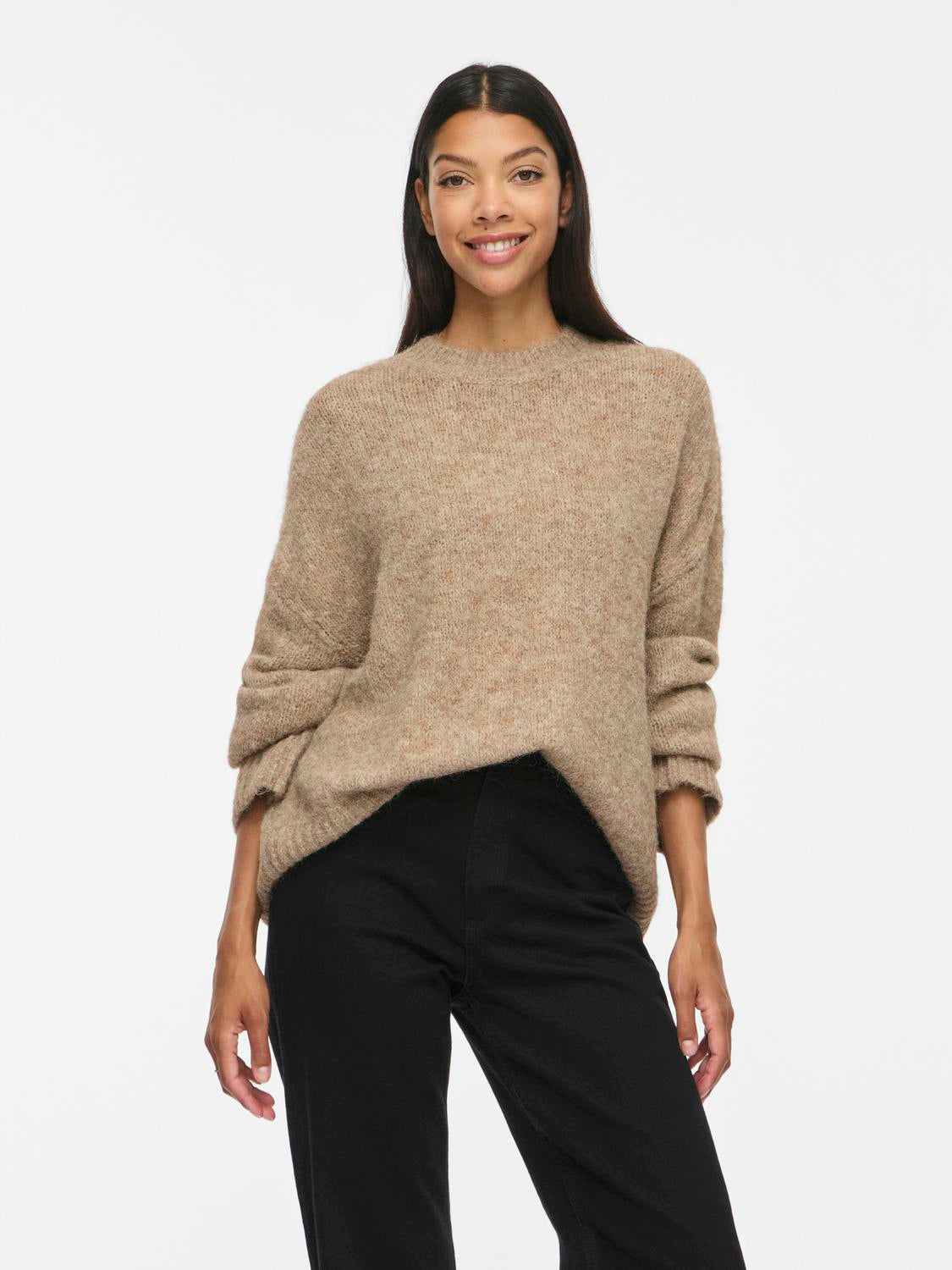 model_shot-front